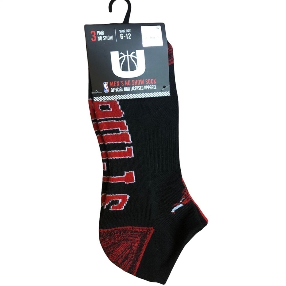 Chicago Bulls NBA 3 pk Socks NWT